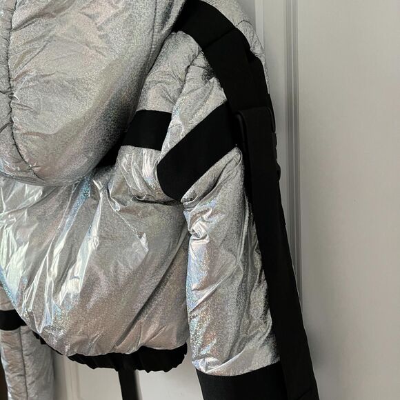 Dolls Kill Space Raid Silver Holographic Cropped Puffer Jacket with Hood (XS) - Picture 5 of 9